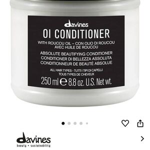 Davines OI Conditioner - Classic White